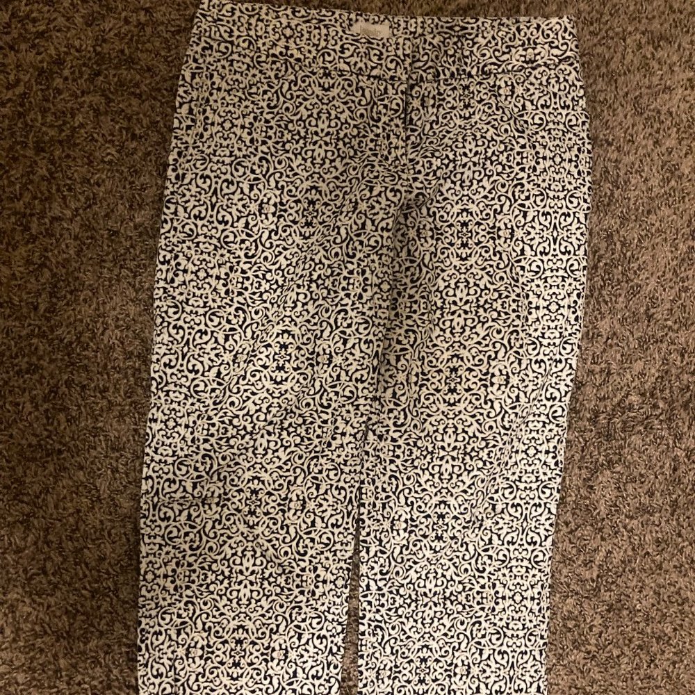 Laundry By Shelli Segal Capri Pants 4 Black and Tan Geometric Print Cotton GUC